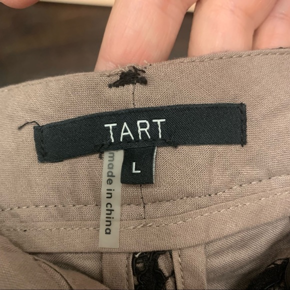 NWT Tart black and cream lace shorts size L - Picture 6 of 6